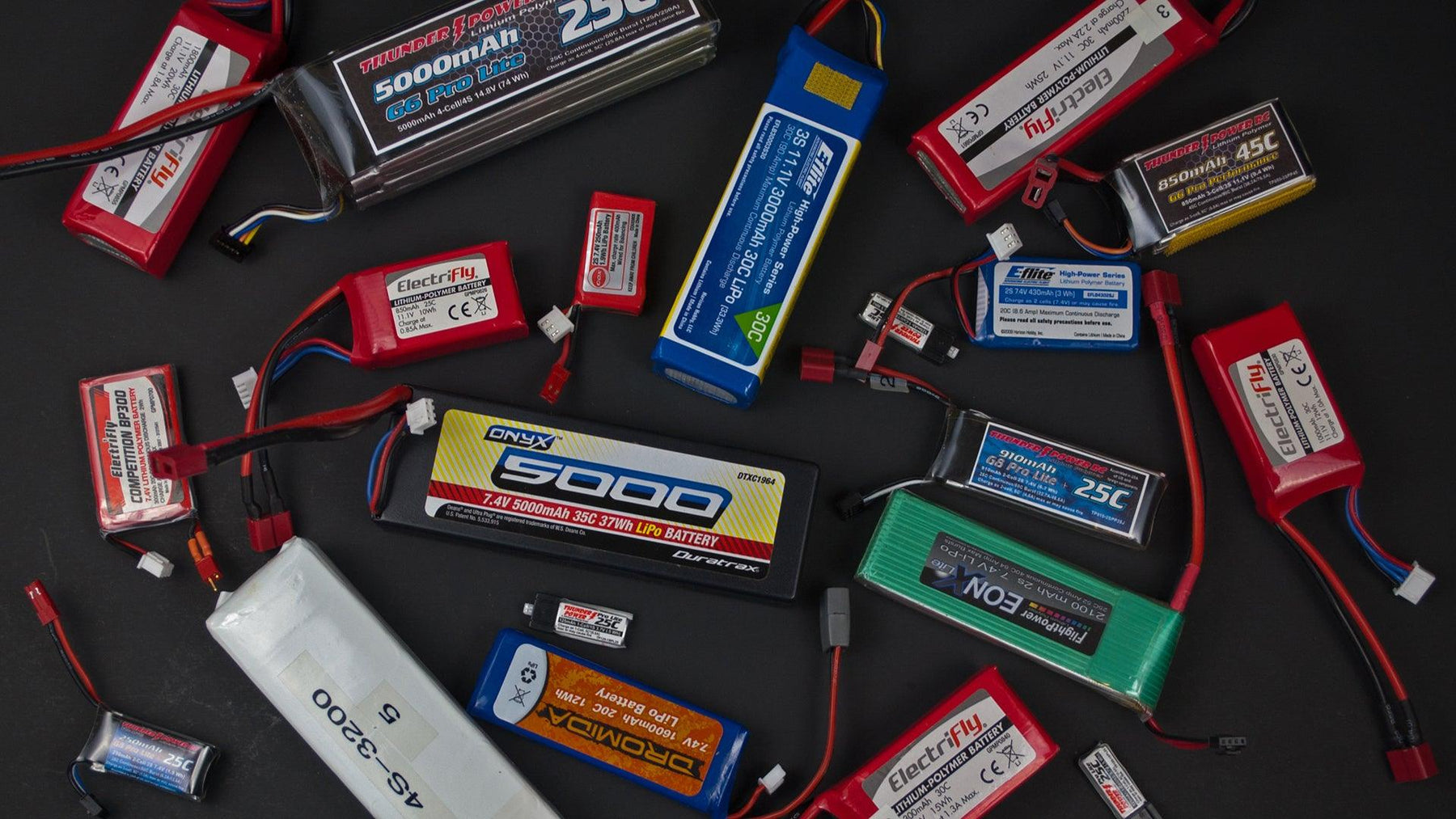 Een Gids voor Batterijen voor RC-Wagens: Soorten en Onderscheidende Kenmerken - upgraderc