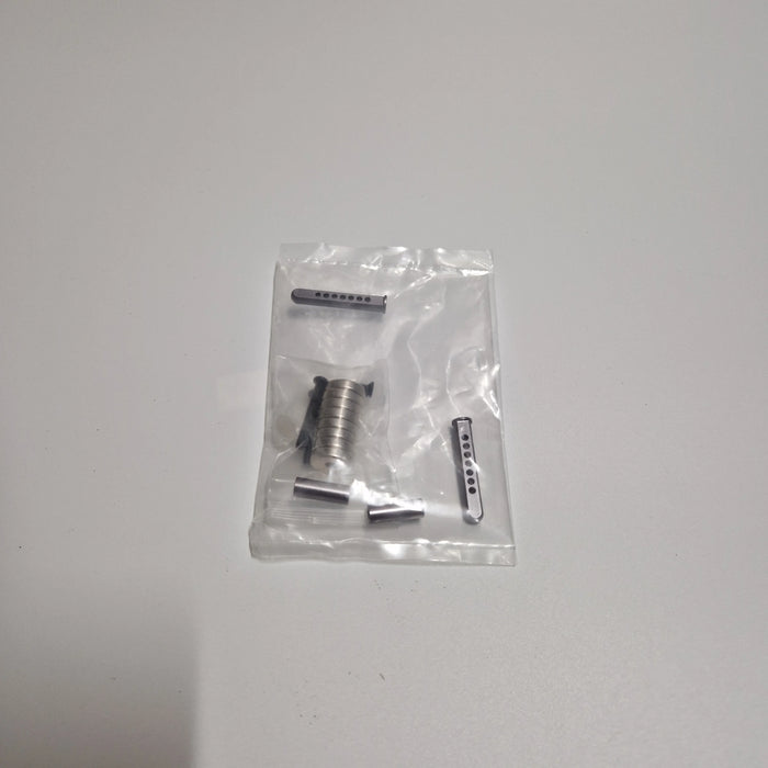 SCX10 Magnetic body posts/mounts (Retour)