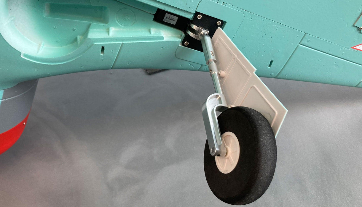 Amewi AMXFlight YAK-11 Militär 1450mm Flugzeug BNF (Tarnung, Schuim)