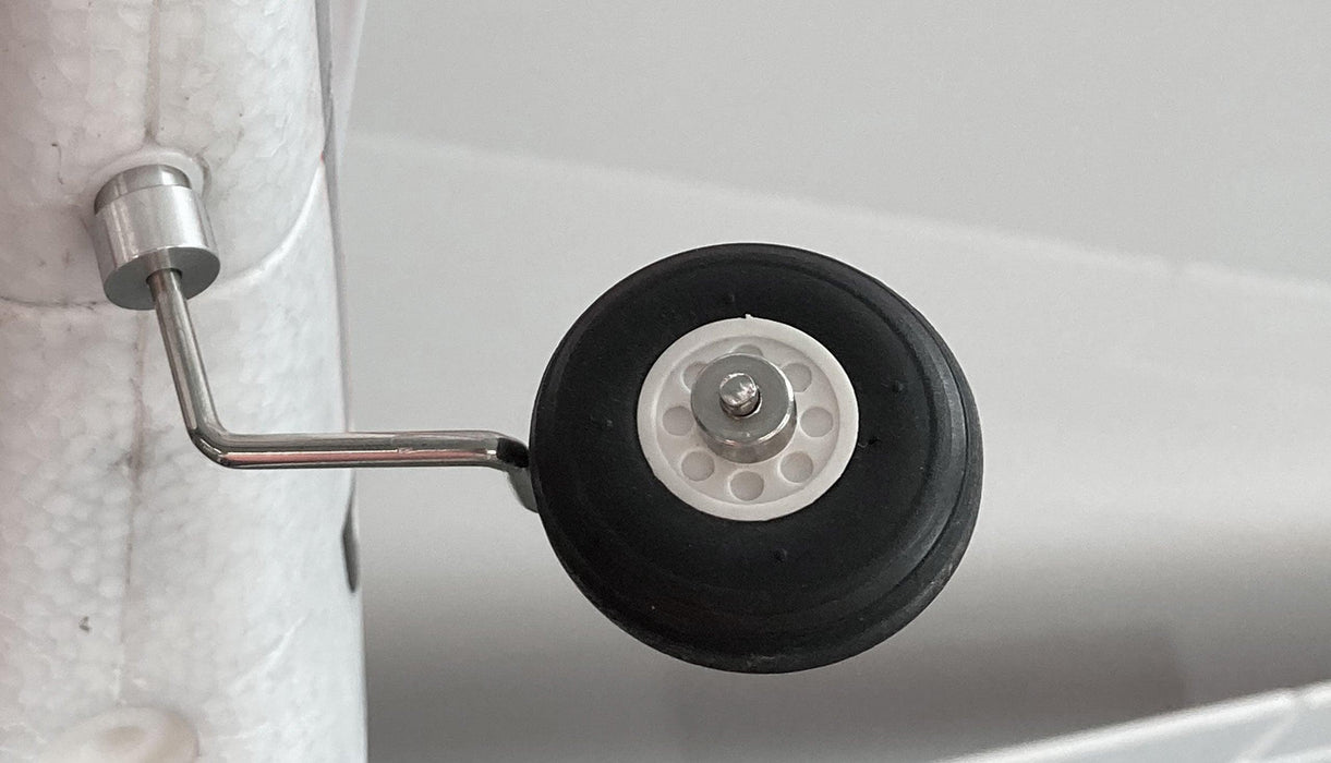 Amewi AMXFlight DO-27 Militaire 1600mm Avion BNF (camouflage, Schuim)