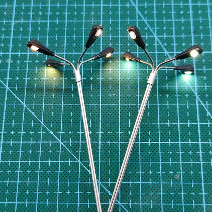 Lampadaire 4 LED 1/87 HO 1/100 TT