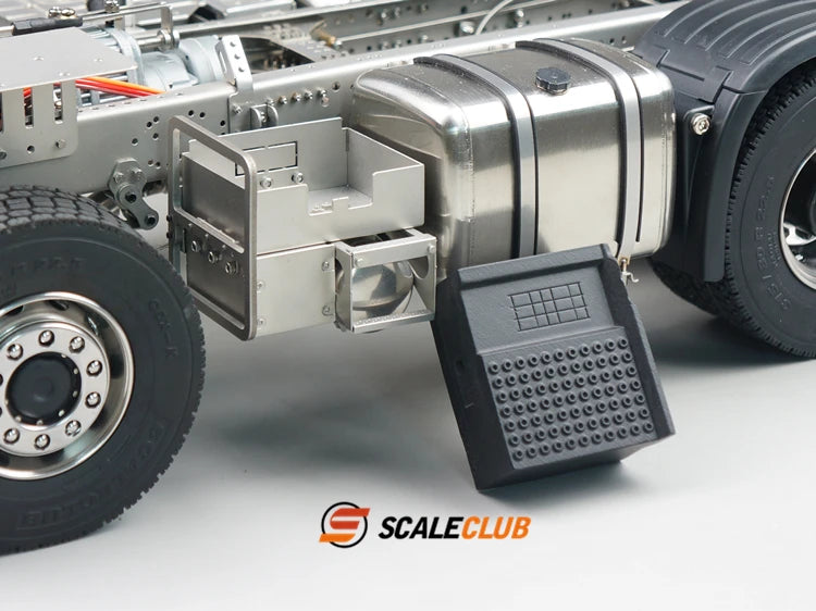 Scaleclub Volvo 6X6 Traktor-Chassis 1/14 (Metall)