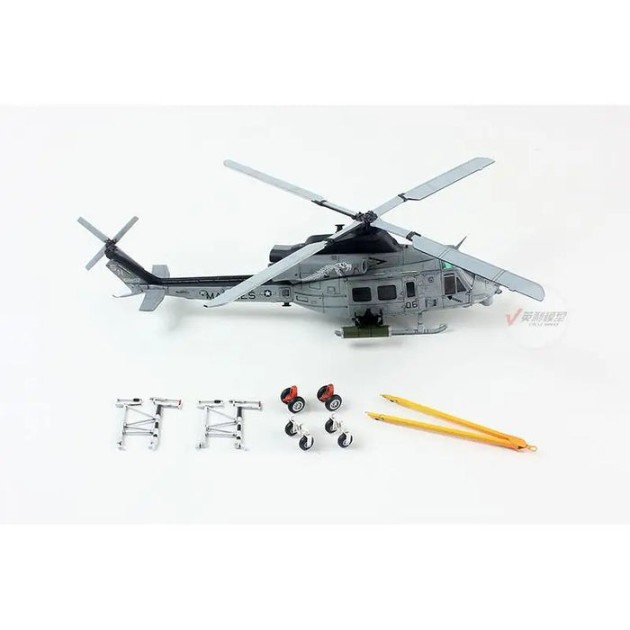 Dream Model DM720018 UH-1Y `Venom` USMC Helicopter 1/72