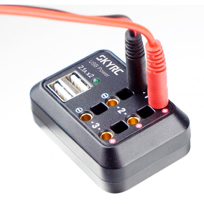 SkyRC Power Distributor w/ XT60 Connector (Max 10A + USB 5V 2,1A)