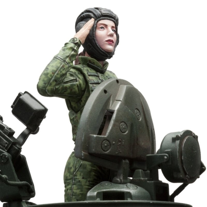 Torro Russian Tank Commander Figure Model Kit 1/16
