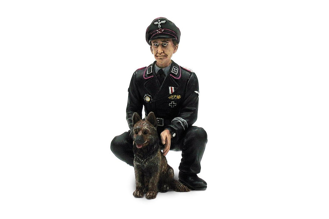 Torro Colonel Otto Paetsch w/ Dog Figure Decor 1/16