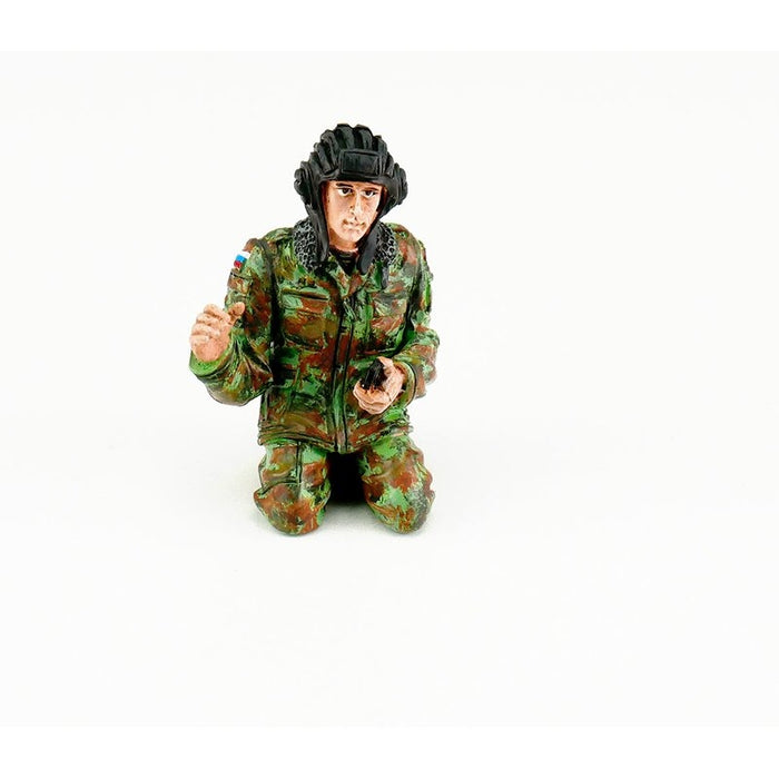 Torro T-90 Gunner Half Figure Decor 1/16