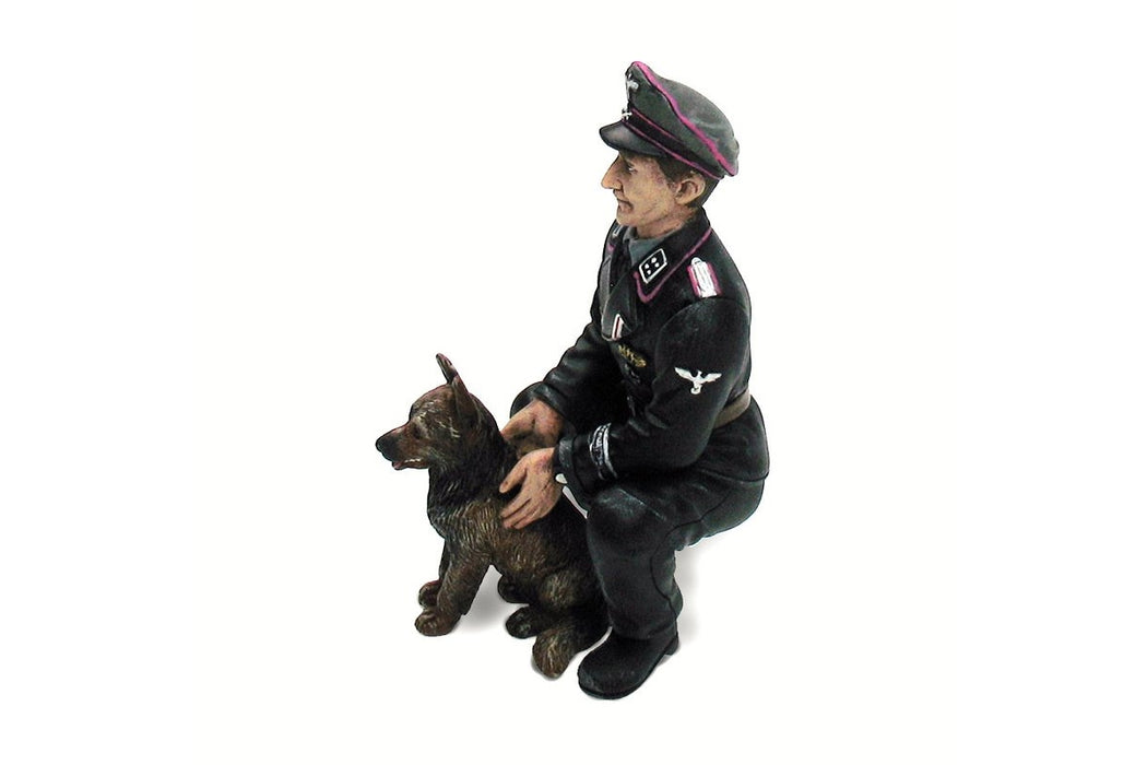 Torro Colonel Otto Paetsch w/ Dog Figure Decor 1/16
