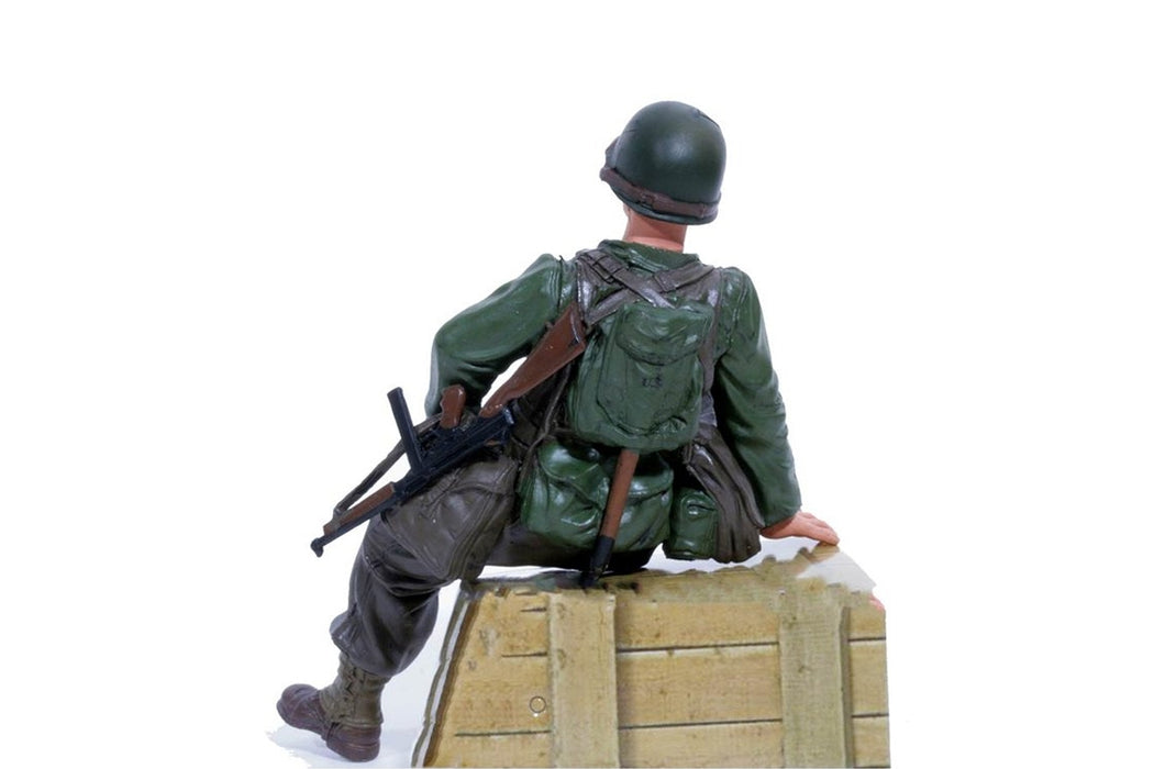 Torro U.S Captain Infantry Figure Decor 1/16