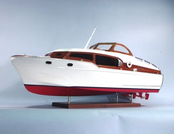 DUMAS 1954 Chris-Craft Commander Express Cruiser 914mm RC-Bootbausatz