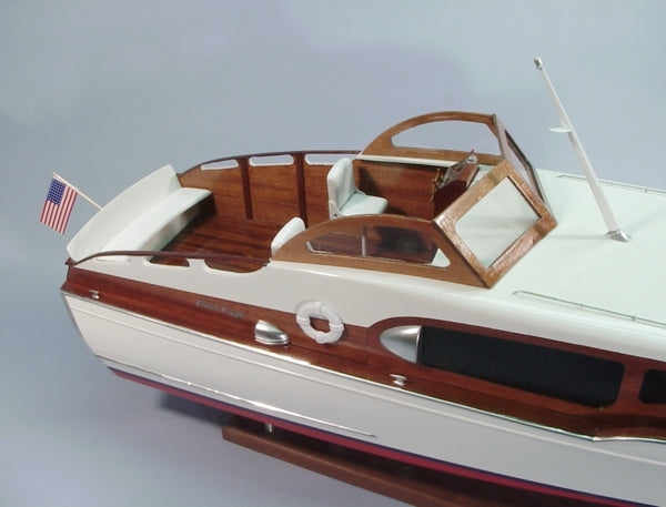 DUMAS 1954 Chris-Craft Commander Express Cruiser 914mm RC-Bootbausatz