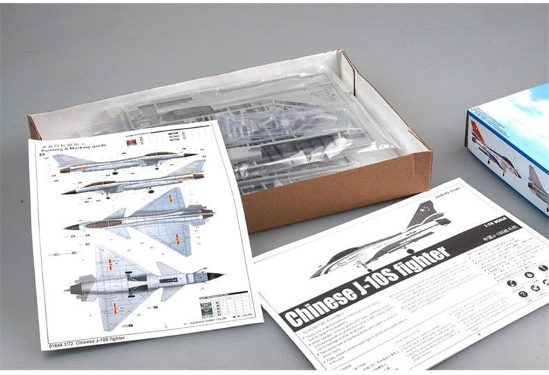 Chinese J-10S 1/72 Military Fighter Model (Plastic) Bouwset TRUMPETER 