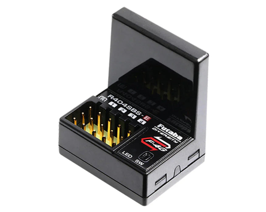 Futaba T10PX Sender mit R404SBS-E Empfänger