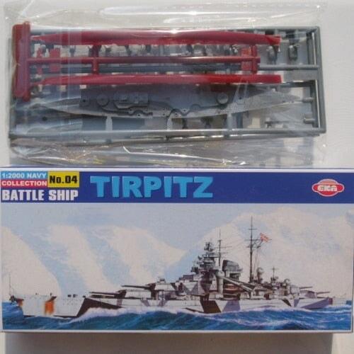 German Tirpitz Battleship 1/2000 Model (Plastic) Bouwset EKA 