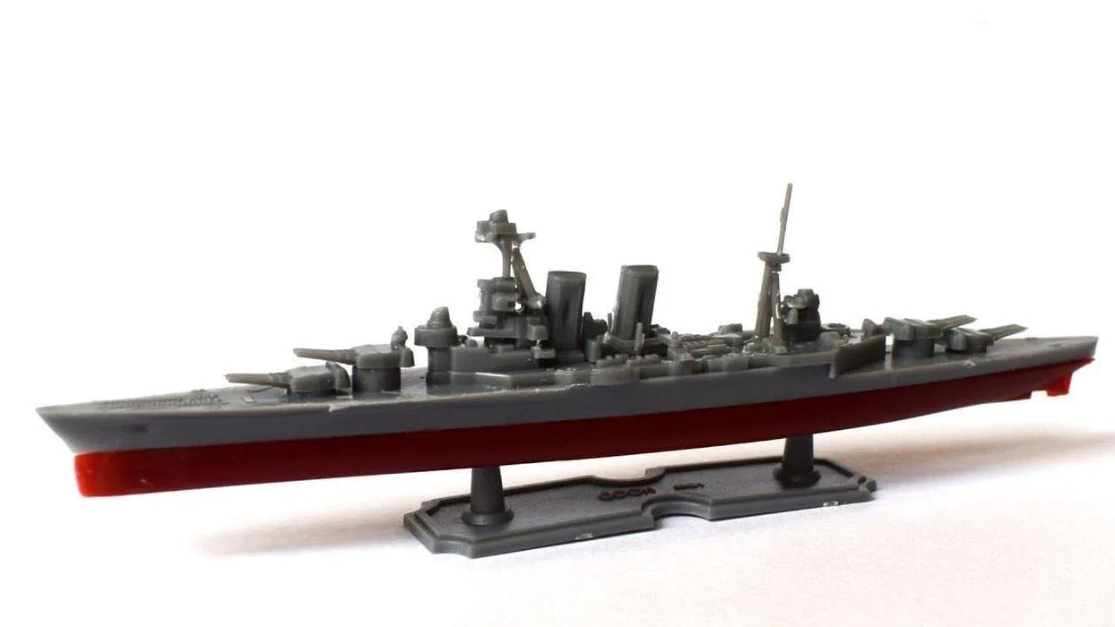HMS Hood Battlecruiser 1/2000 Model (Plastic) Bouwset EKA