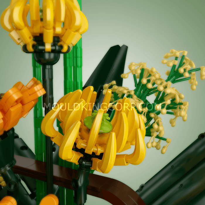 Mould King Birds of Paradise Flower Bouquet Building Set (1608 Pieces)