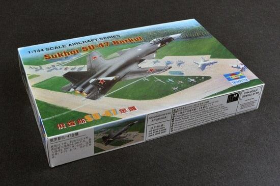 Russian SU-47 Golden Eagle 1/144 Aircraft Model (Plastic) Bouwset TRUMPETER