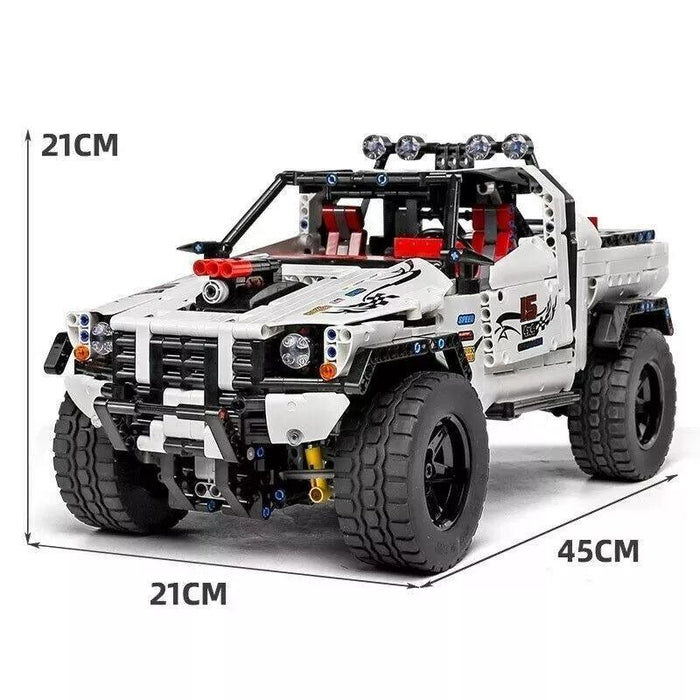 Mould King 18005 Off-Road Vehicle (2013 Pieces)