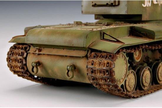Soviet Red Army Kv-2 Tank 1/35 Model (Plastic) Bouwset TRUMPETER 