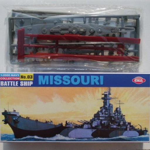 USS Missouri BB-63 Battleship 1/2000 Model (Plastic) Bouwset EKA 