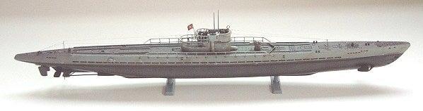 WWII German U-Boat Type IX C 1/200 Model (Plastic) Bouwset MiniHobbyModels 